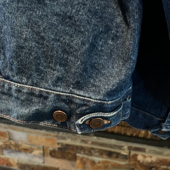 HEAVY Unlined Denim Jacket - Picture 5 of 8